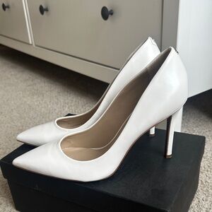 Sam Edelman Hazel‎ Pump in White Leather